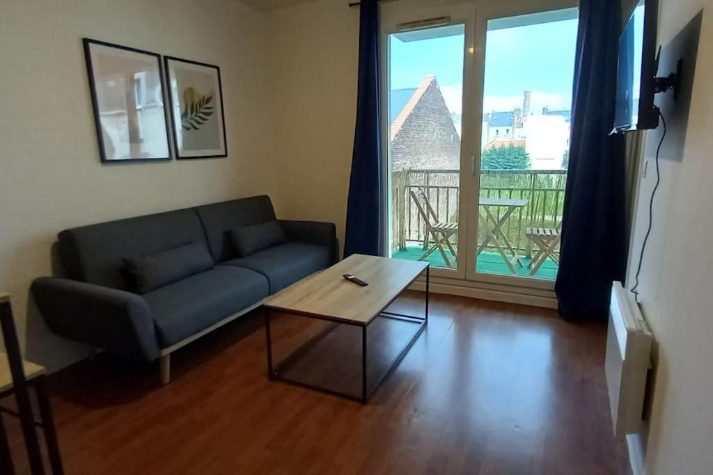 Appartement 3 Pieces Avec Parking Et Balcon - *